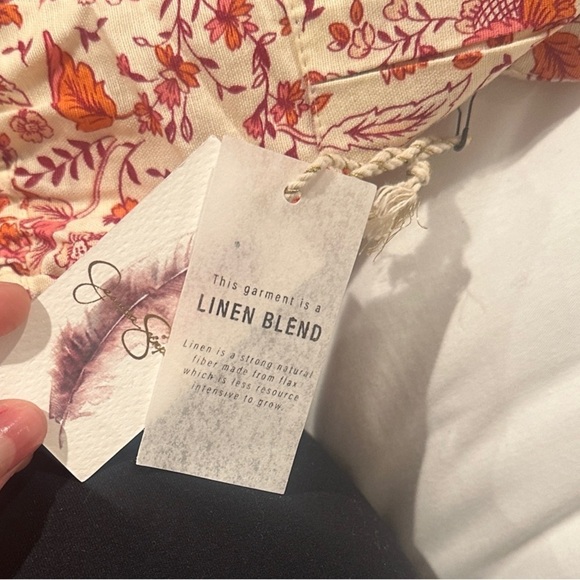 Floral Print Romper with Drawstring Waist​​​ - Picture 2 of 5